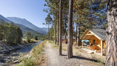 Camping Huttopia La Clarée à Val-des-Prés