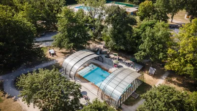 Camping Huttopia Les Châteaux à Bracieux