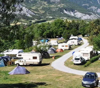Camping La Chaup in Enchastrayes