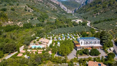 Camping La Fontaine D'Annibal in Buis-les-Baronnies