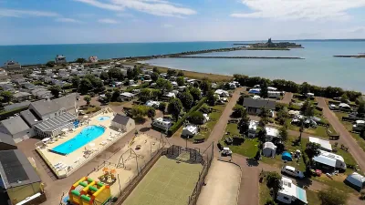 Camping La Gallouette in Saint-Vaast-la-Hougue