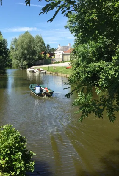 Camping La Roseraie in Moulle
