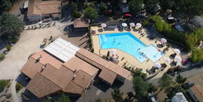 Camping La Rouveyrolle in Berrias-et-Casteljau