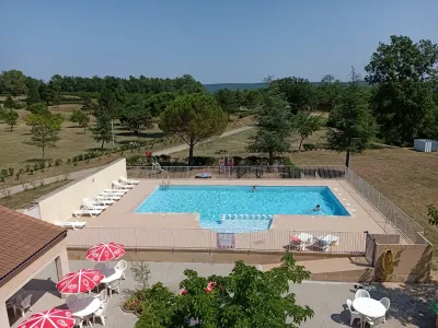 Camping La Rouvière Les Pins in Vagnas
