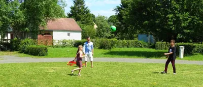 Camping La Sittelle in Loué