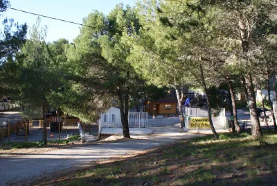 Camping Le Bois de Pins in Salses-le-Château