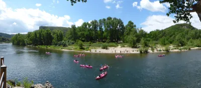 Camping Le Clapas 3 étoiles in Salavas