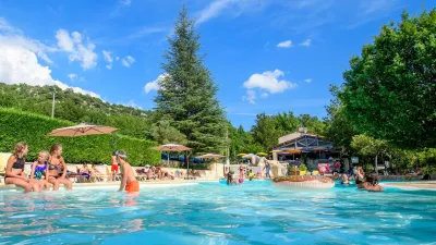Camping Le Clos De Barbey in Bauduen