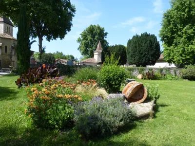 Camping Le Clos De La Lère in Cayriech