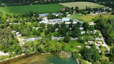 Camping Le Domaine De L'Epinette in Châtillon