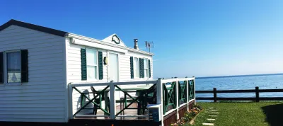 Camping Le Domaine Des Roches in Lion-sur-Mer