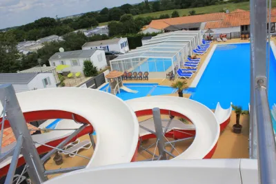 Camping Le Domaine Le Chatelier in Le Fenouiller