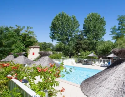 Camping Le Mas De Reilhe in Crespian