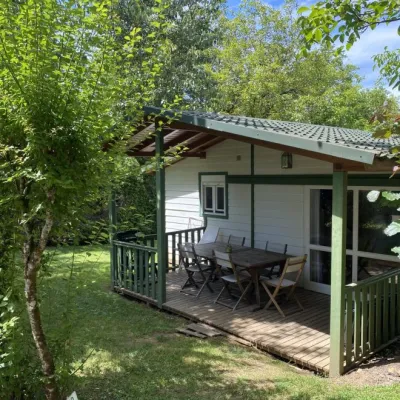 Camping Le Mondou in Saint-Julien-de-Lampon