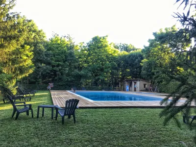 Camping Le Moulin Des Donnes in Concorès