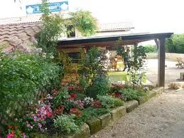 Camping Le Pressoir in Petit-Palais