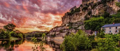 Camping Le Val De La Marquise in Campagne