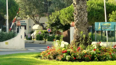 Camping Les Baumelles in Saint-Cyr-sur-Mer