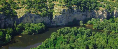 Camping Les Falaises in Martel