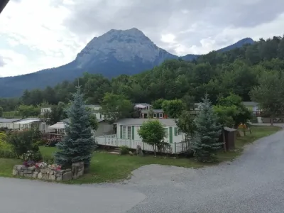 Camping Les Granges in Pontis