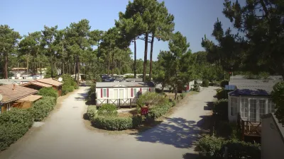 Camping Les Jardins Du Littoral in Lacanau