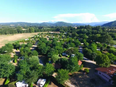 Camping Les Mijeannes in Rieux-de-Pelleport