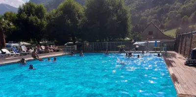 Camping Les Myrtilles in Moustajon