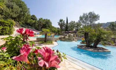 Camping Les Pinèdes à La Colle-sur-Loup