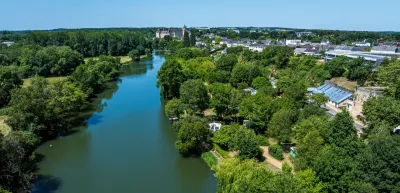 Camping Les Portes De L'Anjou in Durtal