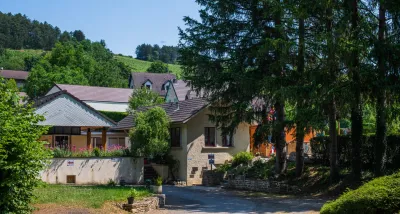 Camping Les Premières Vignes in Savigny-Lès-Beaune