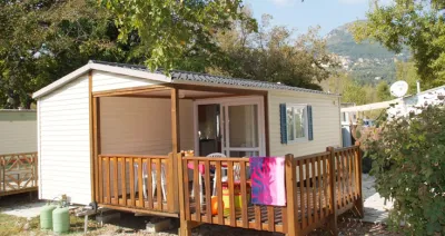 Camping Les Rives du Loup in Tourrettes sur Loup