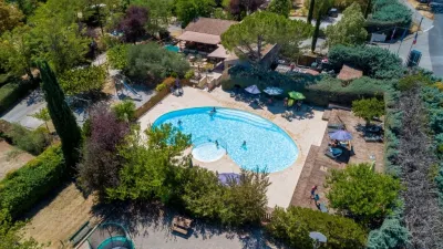 Camping Les Routes De Provence in Forcalquier