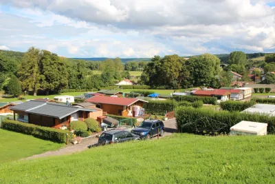 Camping Les Terasses De Brieulles in Brieulles-sur-Meuse