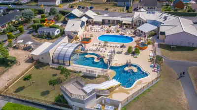 Camping Capfun 5 étoiles Les Vikings — Saint-Jean-de-la-Rivière