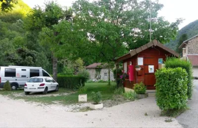 Camping Municipal De Chaley