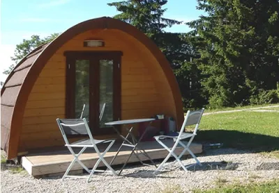 Camping Municipal Le Champ De Mars in Saint-Laurent-en-Grandvaux