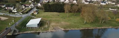 Camping Municipal Les Saules in Châtres-sur-Cher