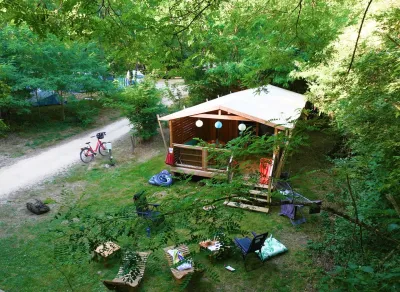 Camping Parc De Fierbois — Sainte-Catherine-De-Fierbois