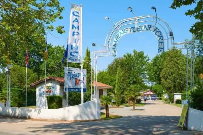Camping Pleine Forêt in Andernos-les-Bains