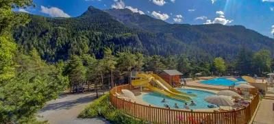 Camping Rioclar à Méolans-Revel