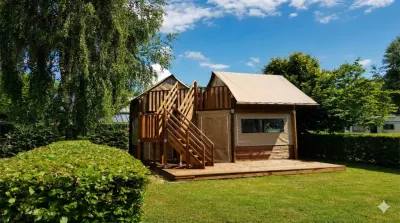 Camping Risle-Seine-Les Étangs in Toutainville