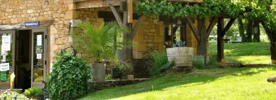 Camping Terme D'Astor in Saint-Avit-Rivière