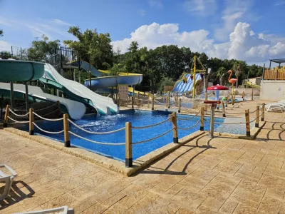 Camping Vert Gapeau in Hyères