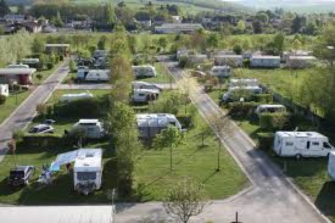 Camping Les Ceriselles